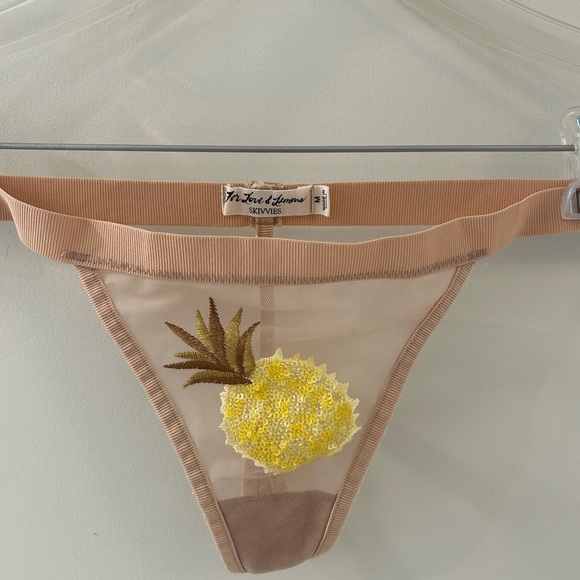 For Love And Lemons sequin banana and pineapple bra and thong set medium - Picture 4 of 8